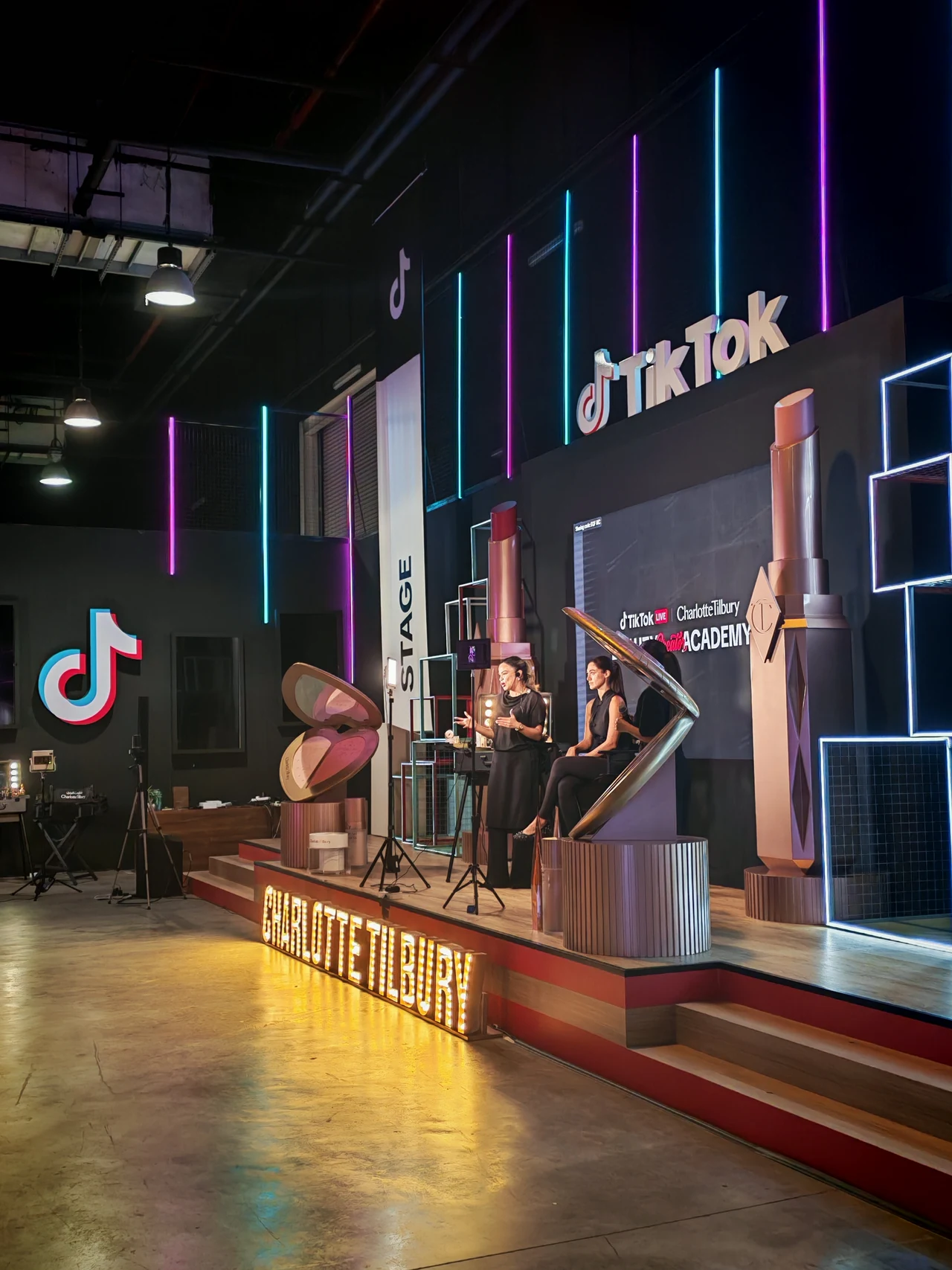 دبي · فعالية جمال TikTok LIVE